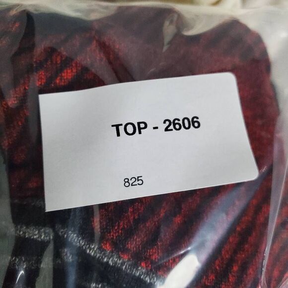 Maurices Hooded Open Front Cardigan Red Black Plaid Colorblock Knit Women’s M - Picture 6 of 6